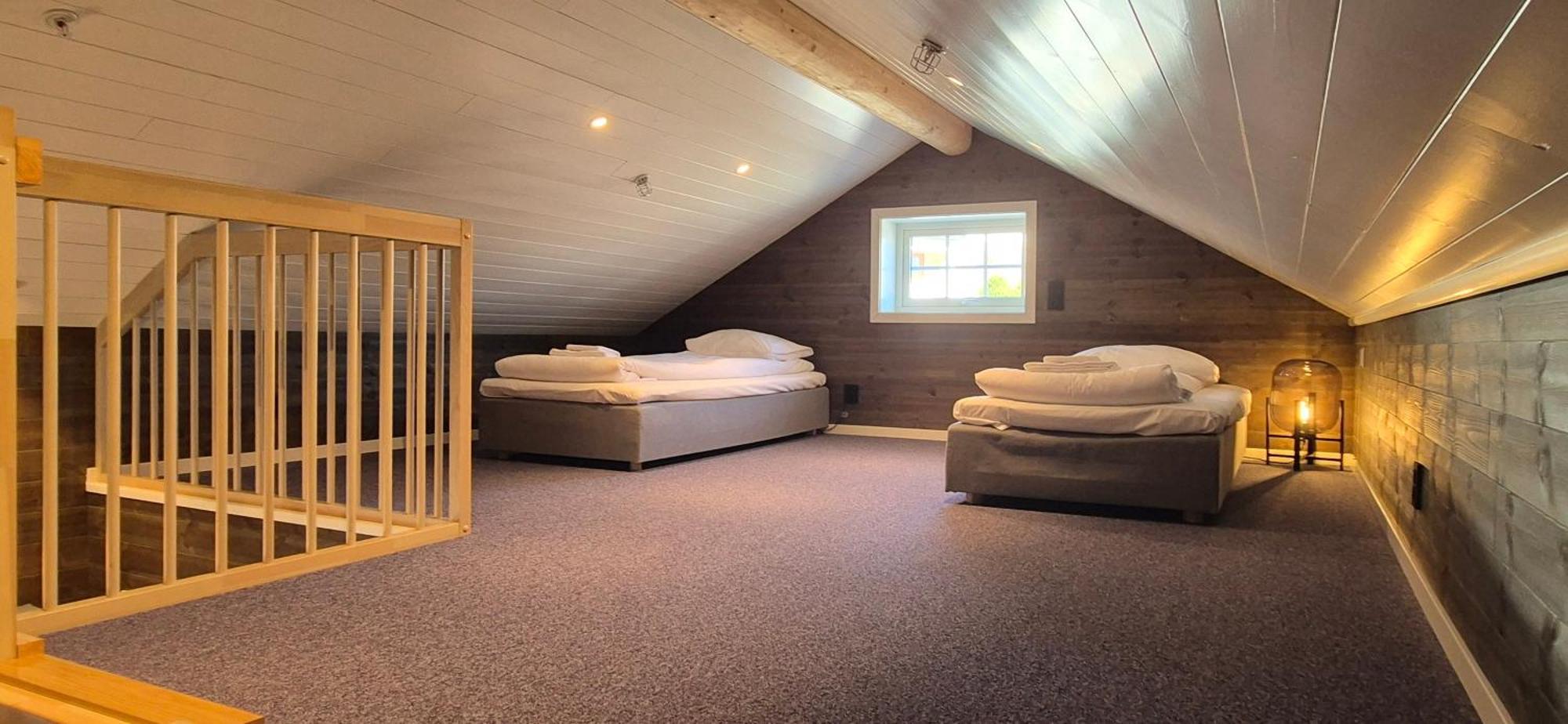 Lodge Andoy Vest Rorbuer *